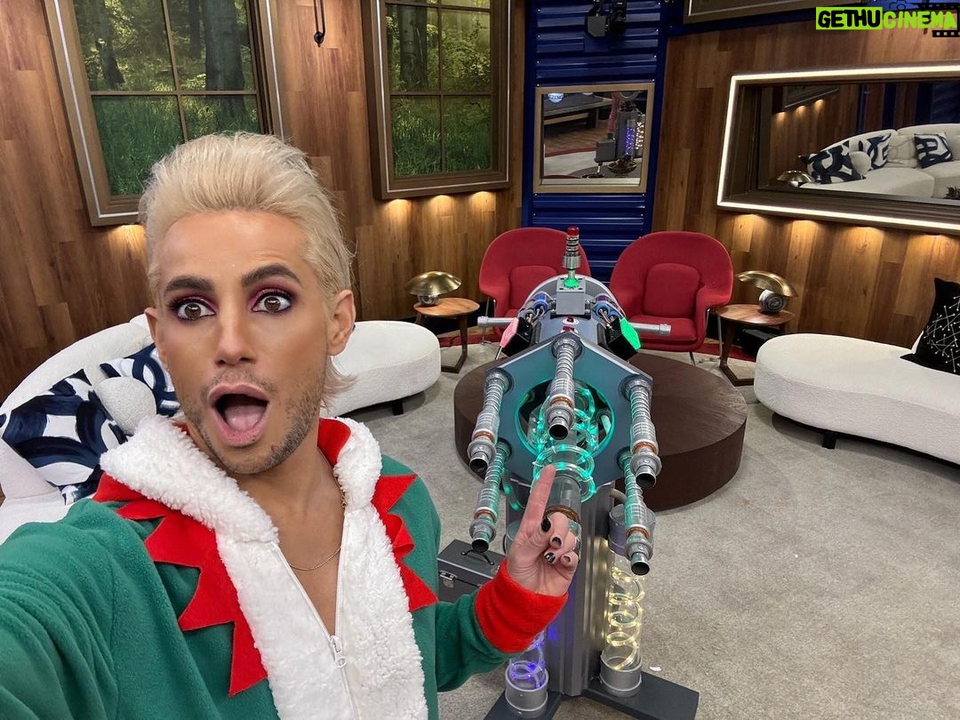 Frankie Grande Instagram - @bigbrothercbs INVASIIIOONNN!!! š½š½š½ we are here and Iām queer!!! šš¤