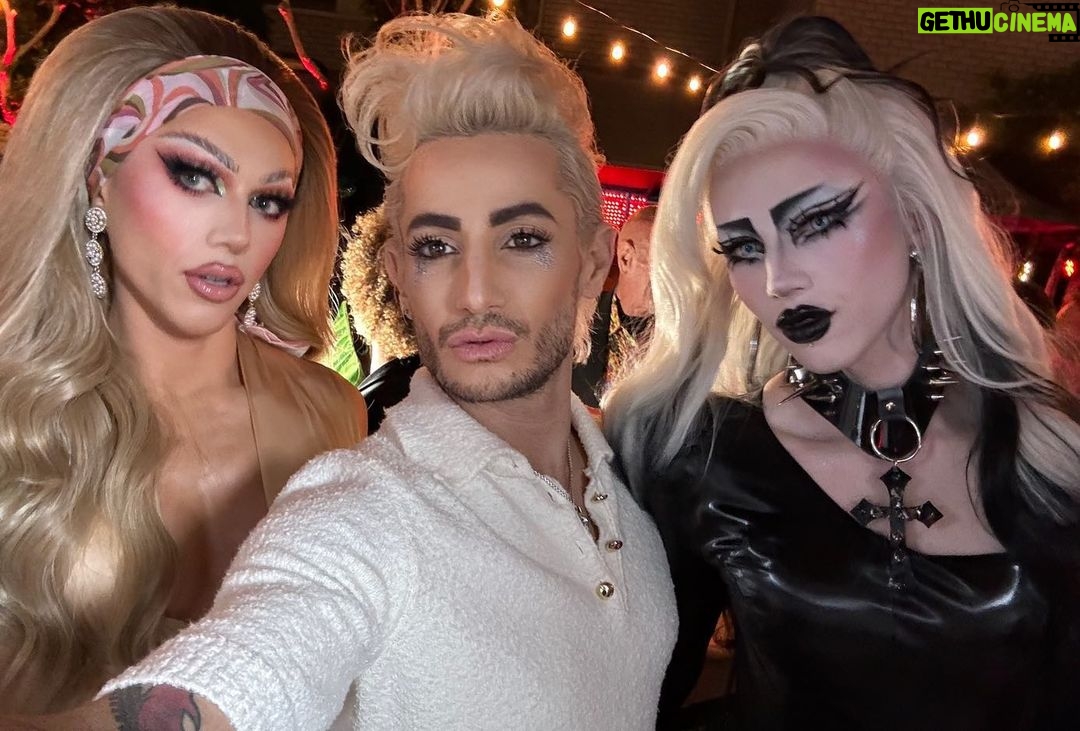 Frankie Grande Instagram - ✨ Glitter, Glam, and Good Times at the @queerty Awards! 🌈 So grateful to have shared this dazzling night with so many incredible friends all in one place!🌟💖 Cheers to love, laughter, and the power of unity! 🏳️🌈👫👬👭 #QueertyAwards #SparkleAndShine #shinebrightlikeafrankie Thank you @chelsea_guglielmino @polkimaging @gettyimages for the photos