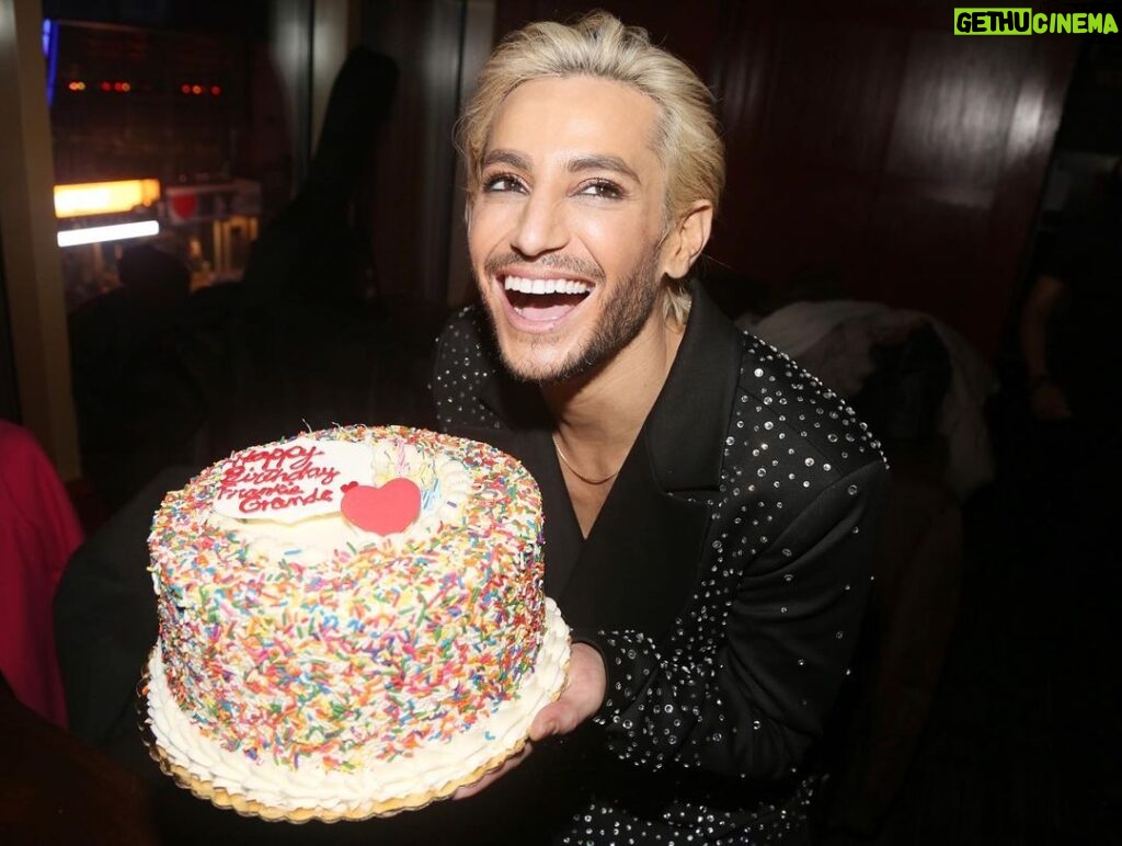Frankie Grande Instagram - THANK YOU to all of my fellow seafarers for making my birthday the most SPECIAL BEAUTIFUL AMAZING MAGICAL day that’s ever been had 🌈 ✨🦄💋💕🥰🥹 I love you all so much and I love life and I love celebrating and I am so overwhelmed with all the best emotions 🥹🥹🥹🥹 📸 by the immaculate @bruglikas @broadwaybruce_