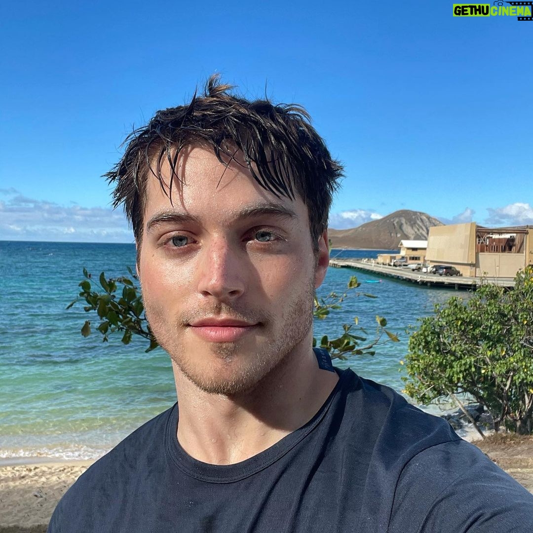 Froy Gutierrez - 278.4K Likes - super contento
