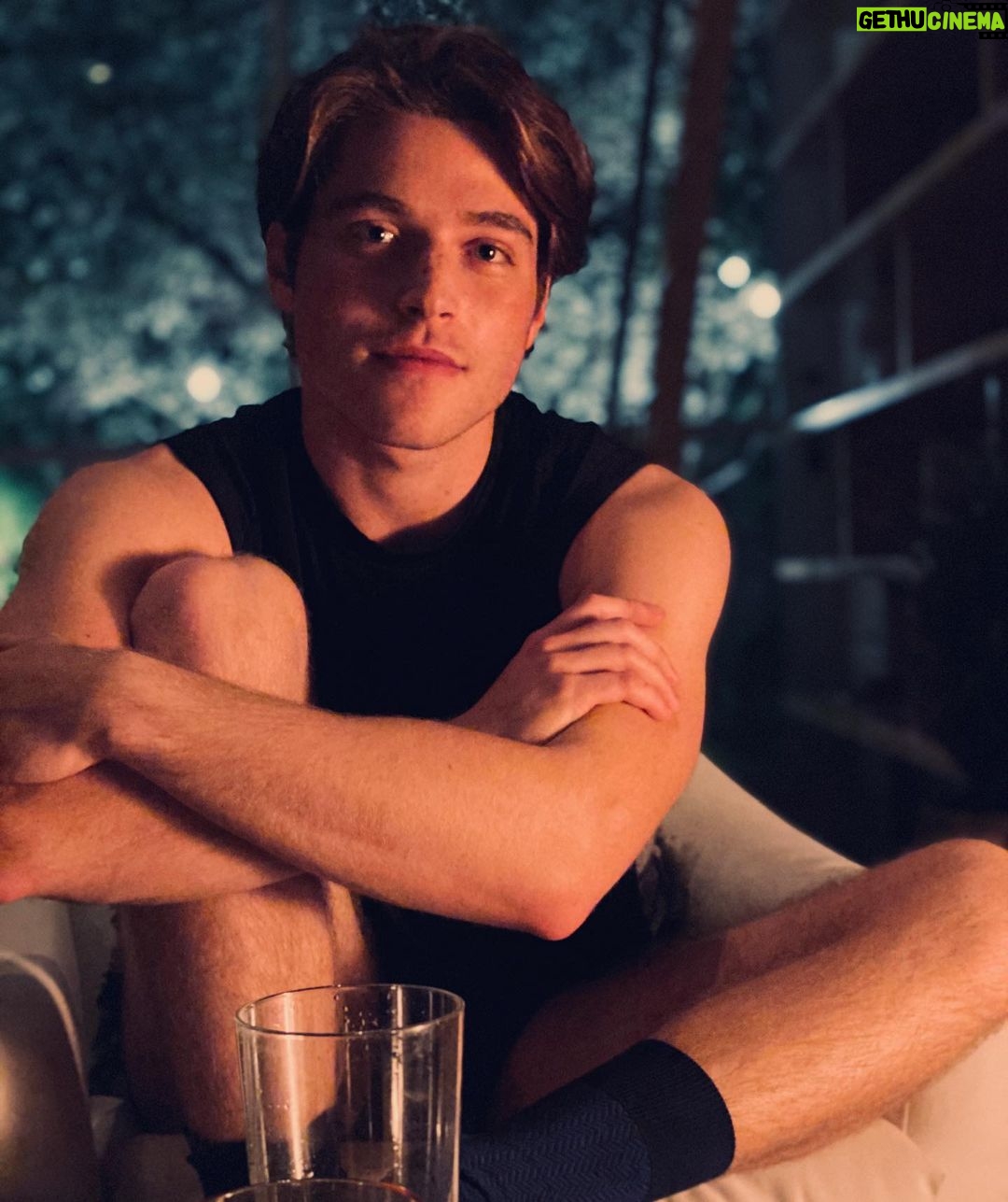 Froy Gutierrez - 372.2K Likes - I am once again staying home