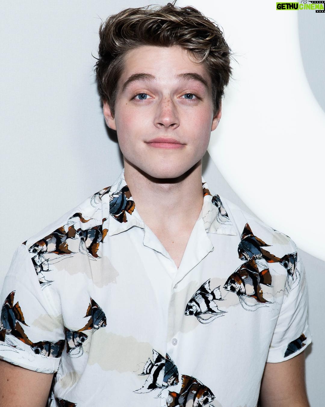 Froy Gutierrez - 349.8K Likes - so... this happened. i stuttered through my music taste on @beats1official at 4 today! (if u don’t have apple music then it’ll be on demand in a few hours!) *and! i’ll be back once the ep drops ;)* ➖🍎➖