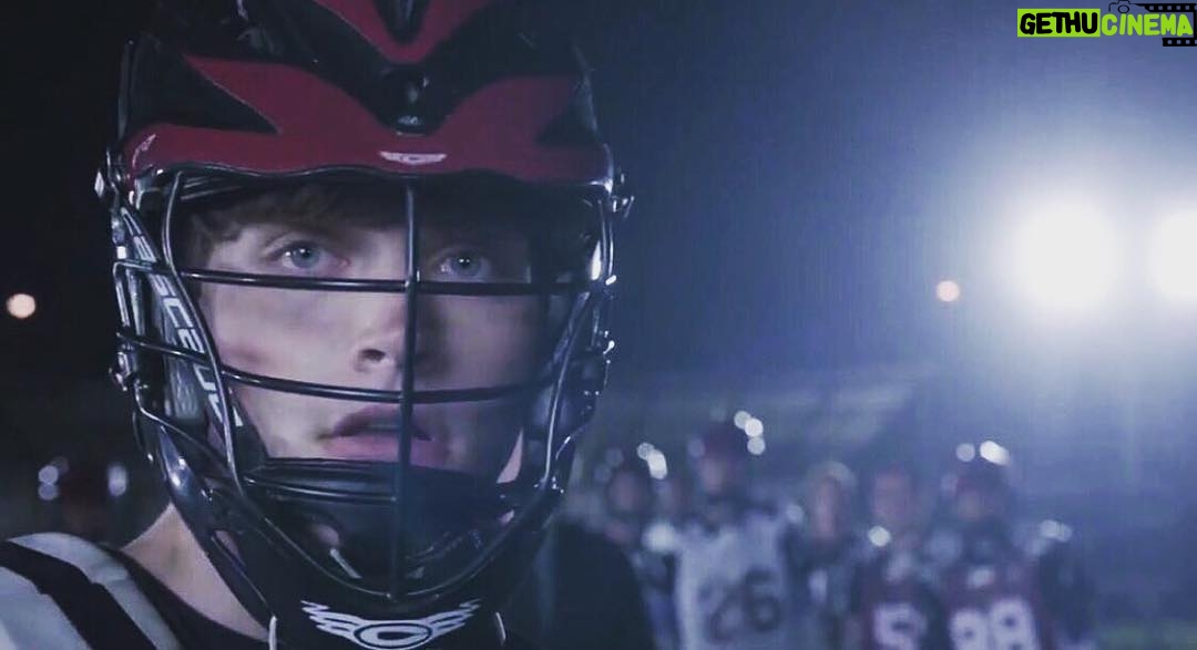 Froy Gutierrez Instagram - mom, I made it to varsity! ➖💰➖