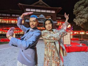 Fujii Kaze Instagram - i should’ve post this one year ago … can’t believe “Matsuri” turned one year old🏮i simply looove this song and this mv. god thank you so much for this. and i will forever be grateful for those who loved, danced🙌 and tried to spread this positivity to the world. you don’t know how much you mean to me. 🙏
一年越しの投稿! “まつり”を公開した日から一年が経ちました. シンプルに好き過ぎる作品です. 関わってくれたみんな, そしてこの作品を愛して広げていってくれたみんなに一生感謝です. ❤️‍🔥