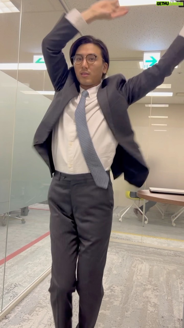 Fujii Kaze Instagram - Kaze dances to Matsuri no matter what🕺