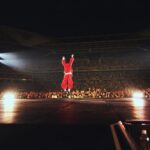 Fujii Kaze Instagram – LOVE ALL SERVE ALL Stadium Live. 🤍 thank you for all. you all are amazing. 🤍
.
✏️: @dutch_tokyo 
🥻: @remitakenouchi 
💆🏻‍♂️: @rr_takai_ 
📸: @tomoyuki_kawakami