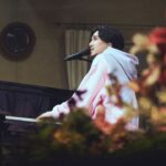 Fujii Kaze Instagram - alone at home tour 2022 (May 19- September 5) it was loooong journey but it has finally finished... thank you so much for ur love and patience. Now I’m feeling like my home is everywhere ❤️ we are all alone and we are all one ☝️ photo @tomoyuki_kawakami