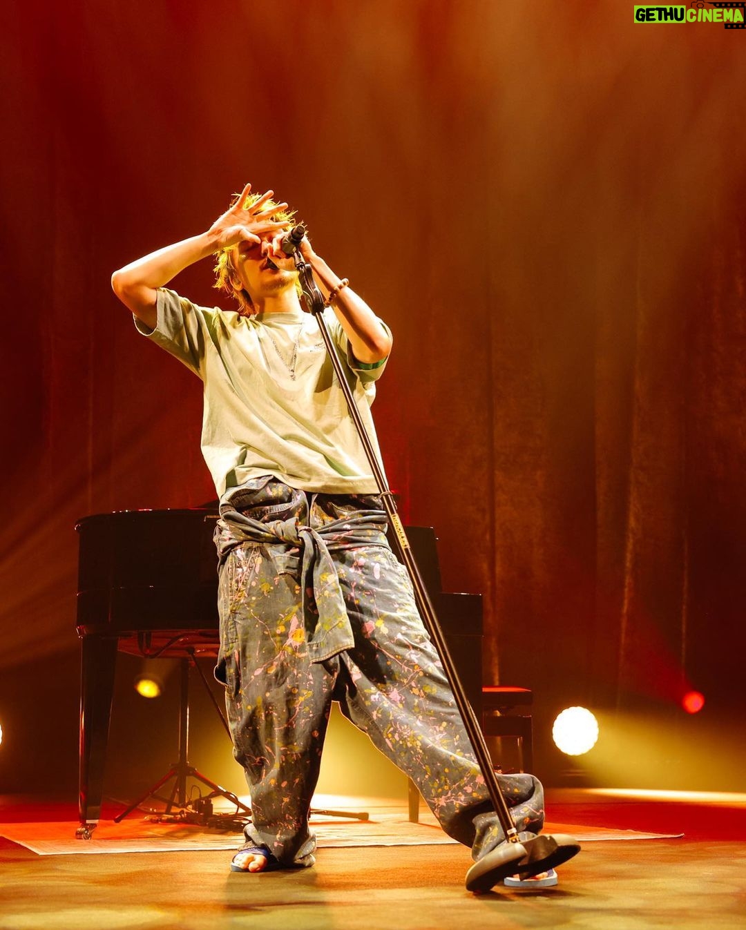 Fujii Kaze Instagram - Asia Tour in Taipei ❤️ 你們很可愛. 乖乖. I feel you wherever you are. ♡ photo by @yosuke_kamiyama 🙏