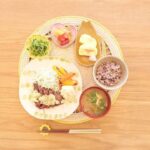 Fumino Kimura Instagram - *** 今日のごはんでした。 ネギだれステーキ 焼き野菜、ポテサラ 豆苗のおかかおひたし トマトのポン玉和え めんたいだし巻き ジャガイモと玉ねぎのおみそ汁 雑穀米 お肉ー！！な日でした。 豆苗って煮ても焼いても浸しても 美味しいんだね(今更)🌱