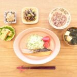 Fumino Kimura Instagram - *** おはようございます☀️ 生活リズムを探り探りの毎日で 気付けば更新空いてました！ 焼きサケ キャベ千サラダ、トマト カルシウム卵焼き ひきわり納豆 五目ひじき風 ワカメと玉ねぎとお豆腐のおみそ汁 雑穀米 五目ひじき作ったはずが 食材の分量バランス間違えて ひじき和え、になってしまいました。笑 投稿だけ見たら３日連続 焼きサケ食べてる人みたい🐋