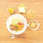 Fumino Kimura Instagram - *** 今日の朝ごはんでした。 期限間近卵の救済オムレツ ごろごろアスパラベーコン 春キャベツとトマト とうもろこし入りポテサラ じっくり煮込んだオニオンスープ はちみつヨーグルト 冷凍庫に転がっていた丸パン 紅プリンセス🍊 最近野球を見るのが楽しいです⚾️