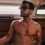 Furkan Andıç Instagram - Bi’dertler, bi’şeyler.. ama beyhude, ama nafile... :)(: @thesoundofsails ⛵ Kocabahçe Koyu