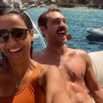 Furkan Andıç Instagram – Zamanın saniyeler ve dakikalarla değil de kahkahalar ve güzelliklerle geçtiği günler 🌊⛵️🌞🍸🍀