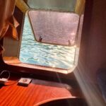 Furkan Andıç Instagram – Zamanın saniyeler ve dakikalarla değil de kahkahalar ve güzelliklerle geçtiği günler 🌊⛵️🌞🍸🍀