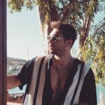 Furkan Andıç Instagram – Şöyle bir dönüp arkamda bıraktığım güzel anılara bakarken ben… 😎