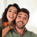Furkan Andıç Instagram - İlk selfie.!! :)(: Yeni dizimiz HER YERDE SEN bomba gibi ekibiyle yakında Fox’ta. Hepimiz için hayırlı uğurlu olsun. 👏🏼😎 #heryerdesen @foxturkiye @karga7pictures @heryerdesenfox