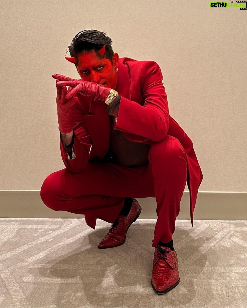 G-Eazy Instagram - Handsome devil 🎃
