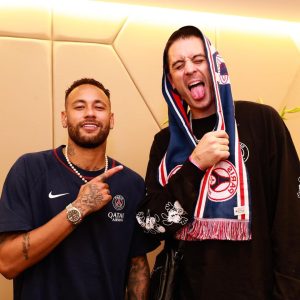 G-Eazy Instagram - PSG in Paris with Neymar, what else are you supposed to do 🤷🏻‍♂️