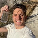 G-Eazy Instagram – Vampire in the daylight 😆