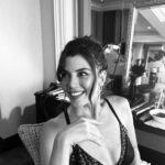Gökçe Bahadır Instagram - #backstage 🩶