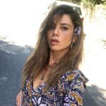 Gökçe Bahadır Instagram - Bir öylesin bir böyle anlayamadım ki seni 🌺
