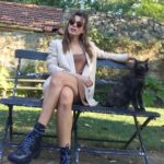 Gökçe Bahadır Instagram – Çok cool gördüm seni😀 #story #blackcat 🖤