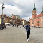 Gökhan Alkan Instagram - 🇵🇱 Tarihi boyunca Avrupa coğrafyasından dört kez silinip, küllerinden doğan azimli şehir. I - Plac Zamkowy II - Stare Miasto ve Şehrin koruyucusu Syrena III - Nicolaus Copernicus IV - Pałace Prezydencki V - Muzeum Fryderyka Chopina VI - Barbakan Warszawski VII - Filharmonia Narodowa VIII - Saxon Garden IX - Varşova ayaklanması anıtı X - Kraliyet Sarayı Warsaw, Poland