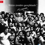 Gülse Birsel Instagram - 19 Mayıs Atatürk’ü Anma Gençlik ve Spor Bayramımız kutlu olsun. 🇹🇷🇹🇷🇹🇷