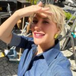 Gülse Birsel Instagram - Vallahi yaz geliyor ha. Bu sefer geliyor. ☀️