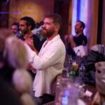 Gülse Birsel Instagram – Herkes yeni projesine yürümeye devam edecekken, araya neşeli bir virgül atma gecesi. Arkadaşlar iyidir. @aciktan @sebnembozoklu @kanat_atkaya @busrapekin @aytasozeri @sarpapak @alinaboz @alicanyucesoy @fatihartman @deryakaradas1 @kubilayqbtuncer @hakibicici @enginozturk @perraa @nazmisinan @kilimanjaroist 
(Daha çok foto var, çuval çuval atacağım buralara.)