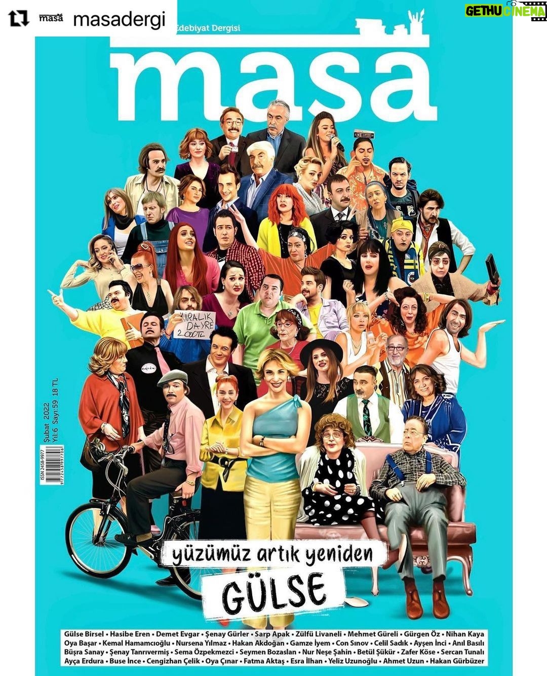 Gülse Birsel Instagram - Ellerinize sağlık ve çok çok teşekkür ederim @masadergi 🙏🏻 Bir bu kadar daha karakter ve bir bu kadar daha değerli oyuncu var birlikte emek verdiğimiz. (Kapakta göremediğim: Yalsn Dünya’dan Rıza Kocabaş, Tufan Hoca, Bünyamin-Nursel-Yıldırım Karakaş, Zerrin İffet, Avrupa Yakası’ndan Sacit Kıral, Kubi, Tacettin, Sadettin Bey, Tevfik Kıral, Sedef Onaran, Gaffur’un şahane ailesi, Melike’den Yıldız’a Kumsal’dan Nazlı’ya Jet Sosyete kızları, Talip, daha kimler kimler, aklıma geldikçe buraya eklerim) sanıyorum 100-110 kişiyi geçiyoruz hepimiz toplanınca. Tüm karakterleri temsilen numunelik bir grup diyor ve dergiye, kapağı çizenlere, yazarlara çok teşekkür ediyorum. Henüz dergiyi görmedim. Yarın çıkıyor. Ama bir sürü vakit ayırıp dergiye yazı yazdıklarını öğrendiğim çok kıymetli arkadaşlarım @temedragve @senay_gurler @sarpapak @hasibeeren , ne şahanesiniz, ne şanslıyım ki sizleri tanıdım, dost oldum. Minnettarım.🙏🏻🙏🏻 #Repost @masadergi with @make_repost ・・・ Kapağımızda yer alan herkesi çok sevdik, çok özledik! Yeni projeyi merakla beklerken, hepimiz adına şahane bir dilek diledik bu ay: “yüzümüz artık yeniden GÜLSE” Gülse Birsel dosya konulu Şubat sayımız, yarından itibaren; D&R, Migros, Carrefour ve gazete bayilerinde 🎉 Kapak tasarımı: @hakangurbuzer #MasaDergi #gülsebirselfan