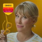 Gülse Birsel Instagram – Axess İyi Yaşayanlar Kulübü’ne hoş geldiniz. 🙋‍♀️ Bu bir iyi yaşama hareketi. İyi yaşamak, bugüne ve her güne iyilik katmak isteyenler bu kulüpte buluşuyoruz. Axess’imiz bizim iyi bir yaşama giriş biletimiz. Sadece kendimiz için de değil… Dünya için, doğa için, gelecek için, sevdiklerimiz için. Siz de harcamak değil iyi harcamak, yaşamak değil iyi yaşamak istiyorsanız bu kulübe katılın. Hazırsanız başlıyoruz. #iyiyaşayanlarkulübü @axess