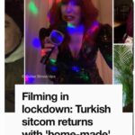 Gülse Birsel Instagram - dpa, yani Alman Haber Ajansı Jet Sosyete’nin 8 Nisan’da Star’da yayınlanacak olan evlerden telefonla çektiğimiz #evdekal özel bölümünün haberini yaptı. ✨ @jetsosyete @startv #jetsosyete #startv @bkm @dpa_com