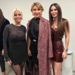 Gülse Birsel Instagram – Hücreler’de konuk oyuncu olundu, o çekim bu çekim yapıldı, işte yılbaşı geçti, yine bi sürü çekim, arada geceleri hep yazı çizi işleri, e galalara gidildi, ödüller şu bu hep yapıldı o işler, sonra heves ettim 1 derece yakın gözlüğü aldım, takmıyorum. Zaten takmayacaksın hayatta. Kısa çünkü hayat. Bak 2024’ün 20 günü geçmiş pühüü.