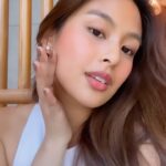 Gabbi Garcia Instagram - GRWM with @fivebeauty.co! No more single-use products or seven-step routines, just easy to use, beauty essentials that work double time for me. ✨ just twist, swipe, and go! 😉 used the shades “Iconic” & “Sunkissed” Get #ReadyInFive and enjoy our exclusive Payday deals until March 3! PHP399 on all Hybrid Colour Sticks - shop now on fivebeauty.co and Lazada!