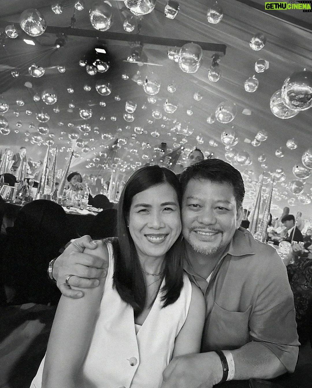 Gabbi Garcia Instagram - Happy 2024! 🥳✨🤍 don’t forget to hug your loved ones!!