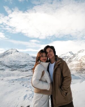 Gabbi Garcia Instagram - Merry Christmas from us! ☃️❄️ sending you smiles, hugs, and happiness on this very special day!! 🥰