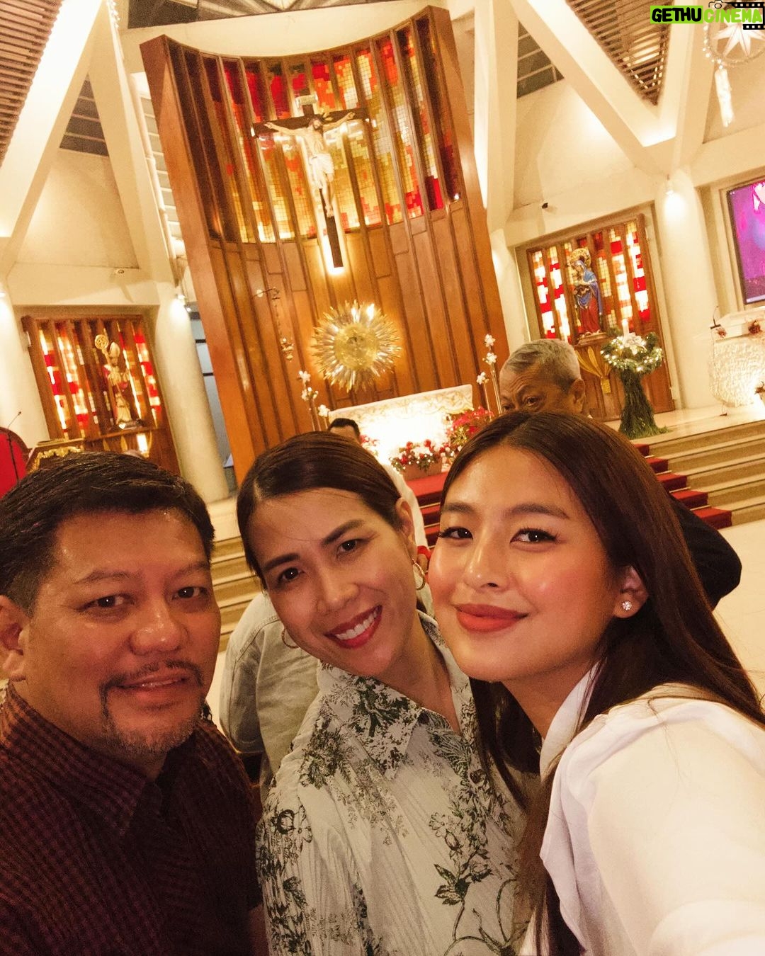 Gabbi Garcia Instagram - Merry Christmas β€οΈ love and light this holiday season!!! Happy Birthday to the Big Man up there! π₯ΉππΌπ