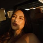 Gabbi Garcia Instagram - traffic selfies 🥲 Manila Traffic
