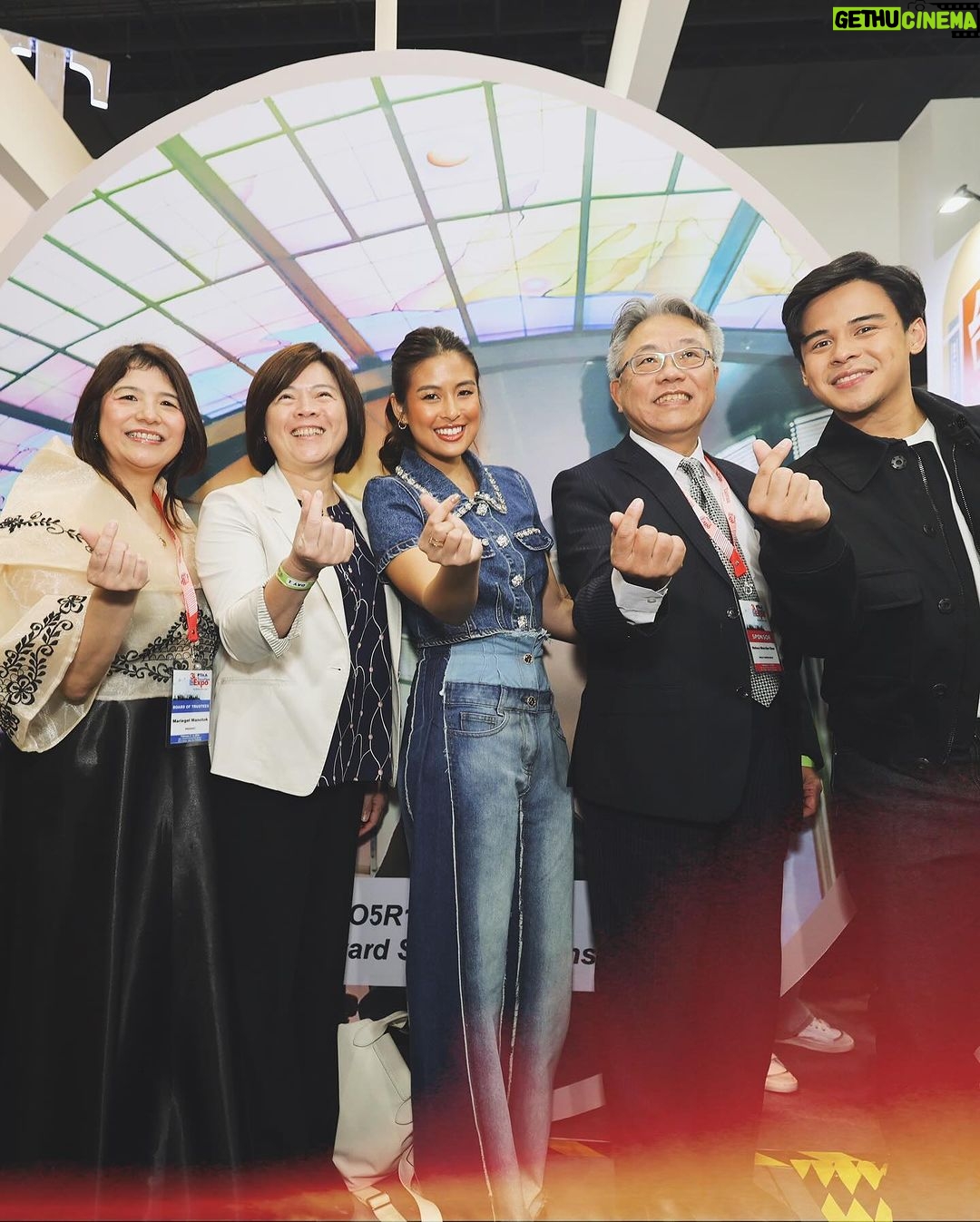 Gabbi Garcia Instagram - One of my fave Taiwanese delights! The Pineapple cake!! π Our DIY session at the recent Travel Tour Expo definitely brought a piece of Taiwan to our audience! π₯° Such a delightful experience! #PanahonSaTaiwan #GabLilPanahonSaTaiwan