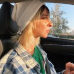 Gabbie Hanna Instagram - yo sup i’m gabbie i’m a high rolla rollin through in a brand new toyota corolla 🚗