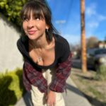 Gabbie Hanna Instagram - I sold my soul help me buy it back by pre-saving I sold my soul plz gabbiehannaofficial.com