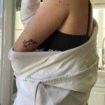 Gabbie Hanna Instagram - 1.2.22 Swipe for tattoos, stream Rewired