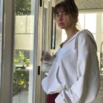 Gabbie Hanna Instagram - 1.2.22 Swipe for tattoos, stream Rewired
