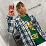 Gabbie Hanna Instagram - yo sup i’m gabbie i’m a high rolla rollin through in a brand new toyota corolla 🚗