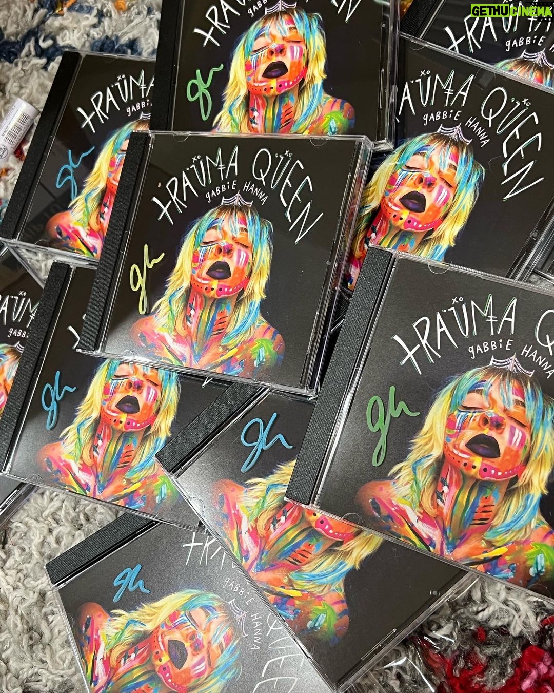 Gabbie Hanna Instagram - Fred & I are signing and packing the last of the Trauma Queen CDs- if you order tonight I’ll be able to get it out with this batch 💋 👑 my next album comes out tomorrow night wow