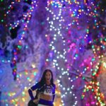 Gabi Butler Instagram - just because it’s christmas time and this video never gets old 😂👏🏽 I miss you @nickprak 🤍