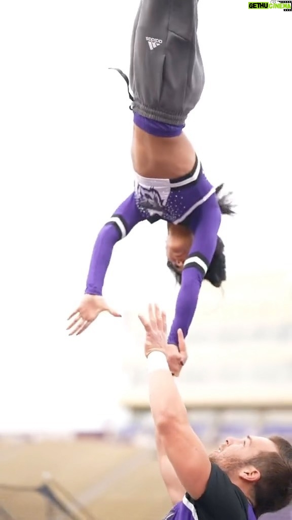 Gabi Butler Instagram - POV: you’re the big sister that never hangs out with anyone