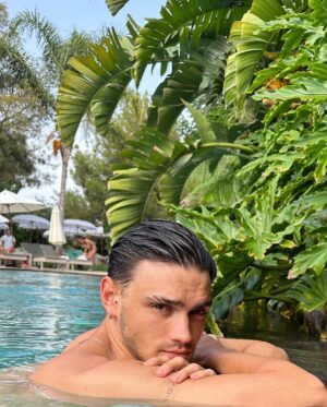 Gabriel Guevara Instagram - OASIS ☀️🏝️🌊 
Merci @asiagardens