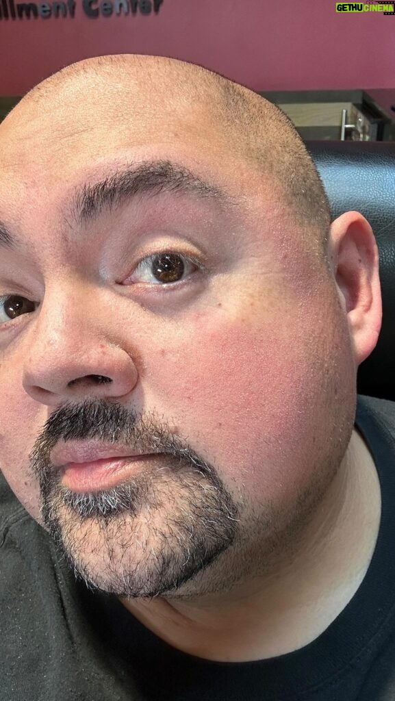 Gabriel Iglesias Instagram - Friday vibes 😁 Time to break bread with friends. Who wants to raise their blood sugar with me?